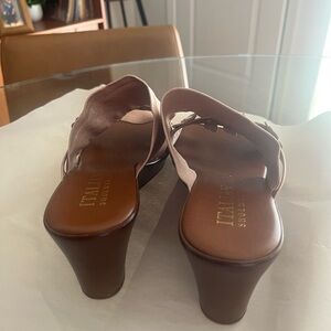 Italian Shoemakers Women's Nude Wedge Heels